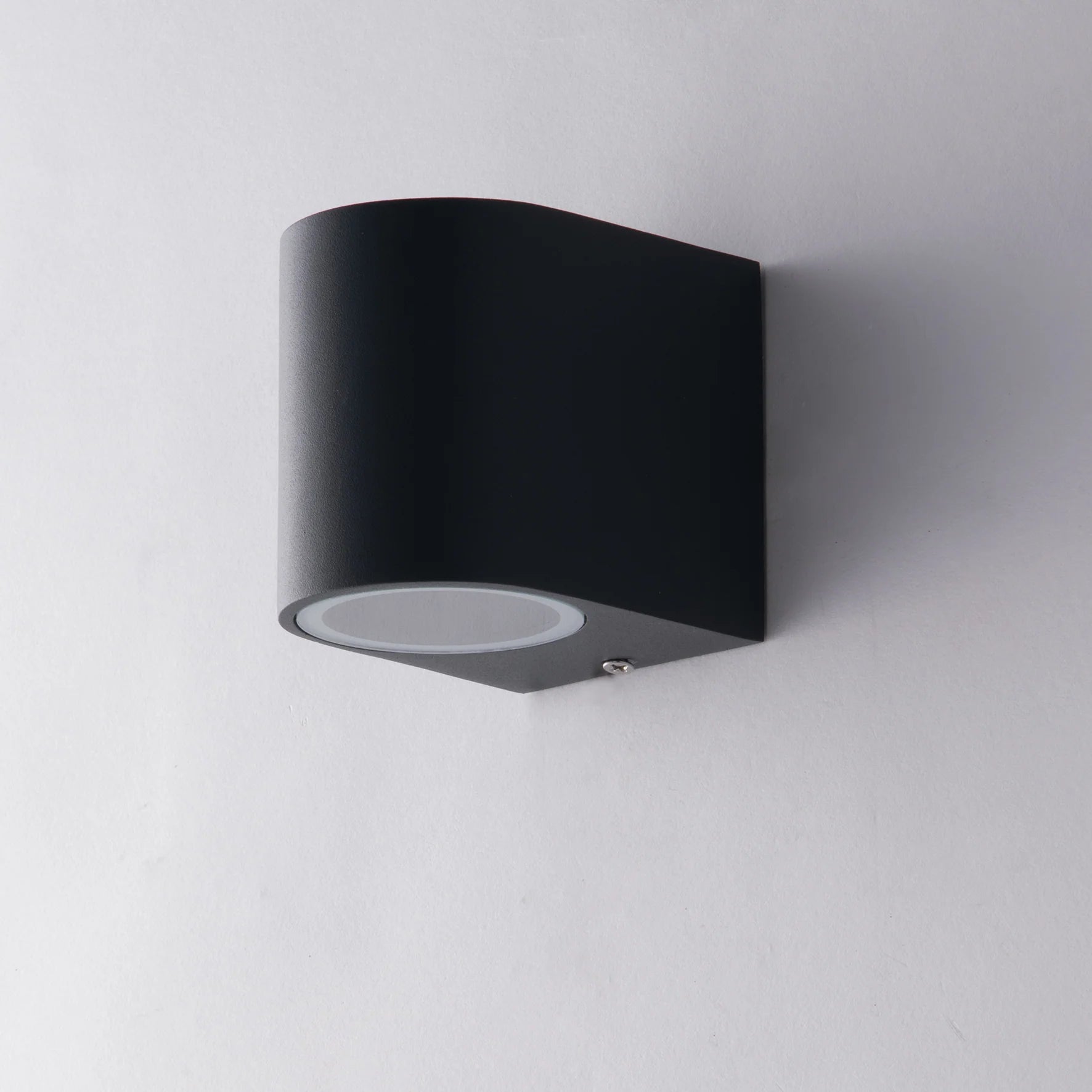 Applique per esterno in alluminio con singola o doppia emissione bianco , antracite o corten lampade GU10 non incluse ONE Applique per esterno in alluminio con singola o doppia emissione bianco , antracite o corten lampade GU10 non incluse ONE
